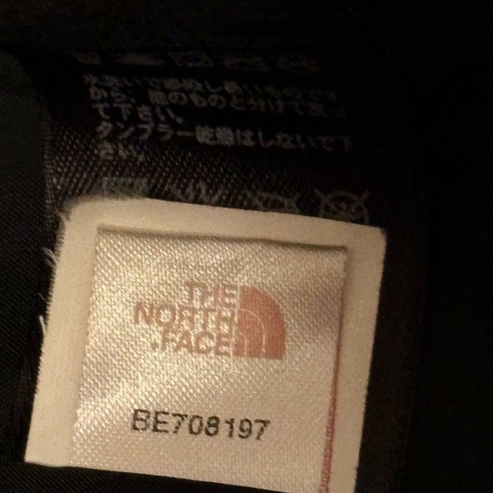 SOLD The North Face Gore-Tex Waterproof Hooded Black Jacket Women’s Small - Picture 12 of 12